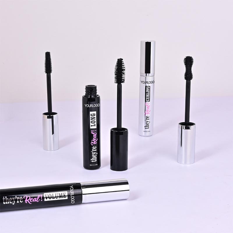 Long Lasting Extreme Lengthening And Curling Mascara LM24013