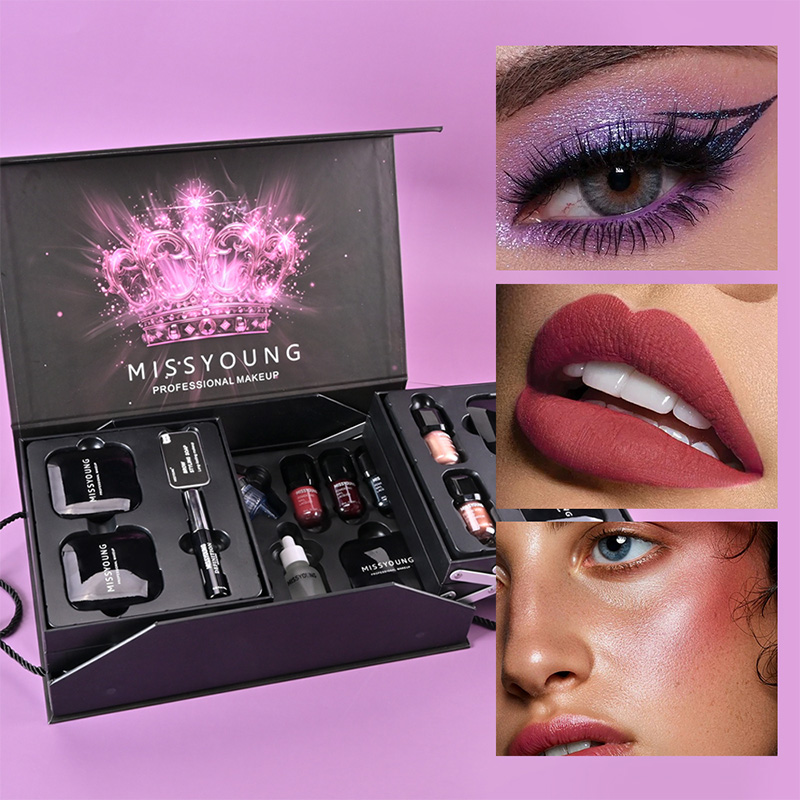 OEM High Quality Exquisite Packaging Cosmetic Kit GM24150