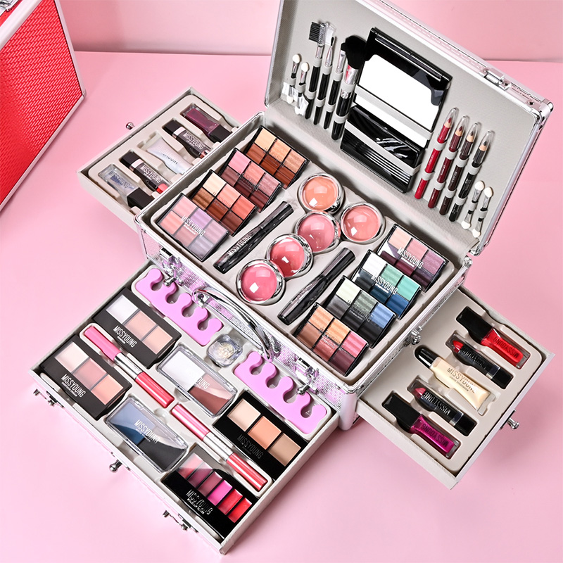 Easy To Carry Complete Range Adult Cosmetics Kit M1149