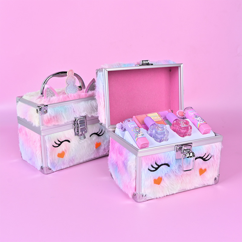 High Quality Unicorn Cosmetic Set Supplier CGM24069